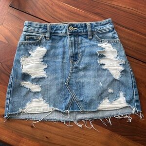 Hollister High Rise Skirt. Size 00R. W23. Classic Denim Blue.